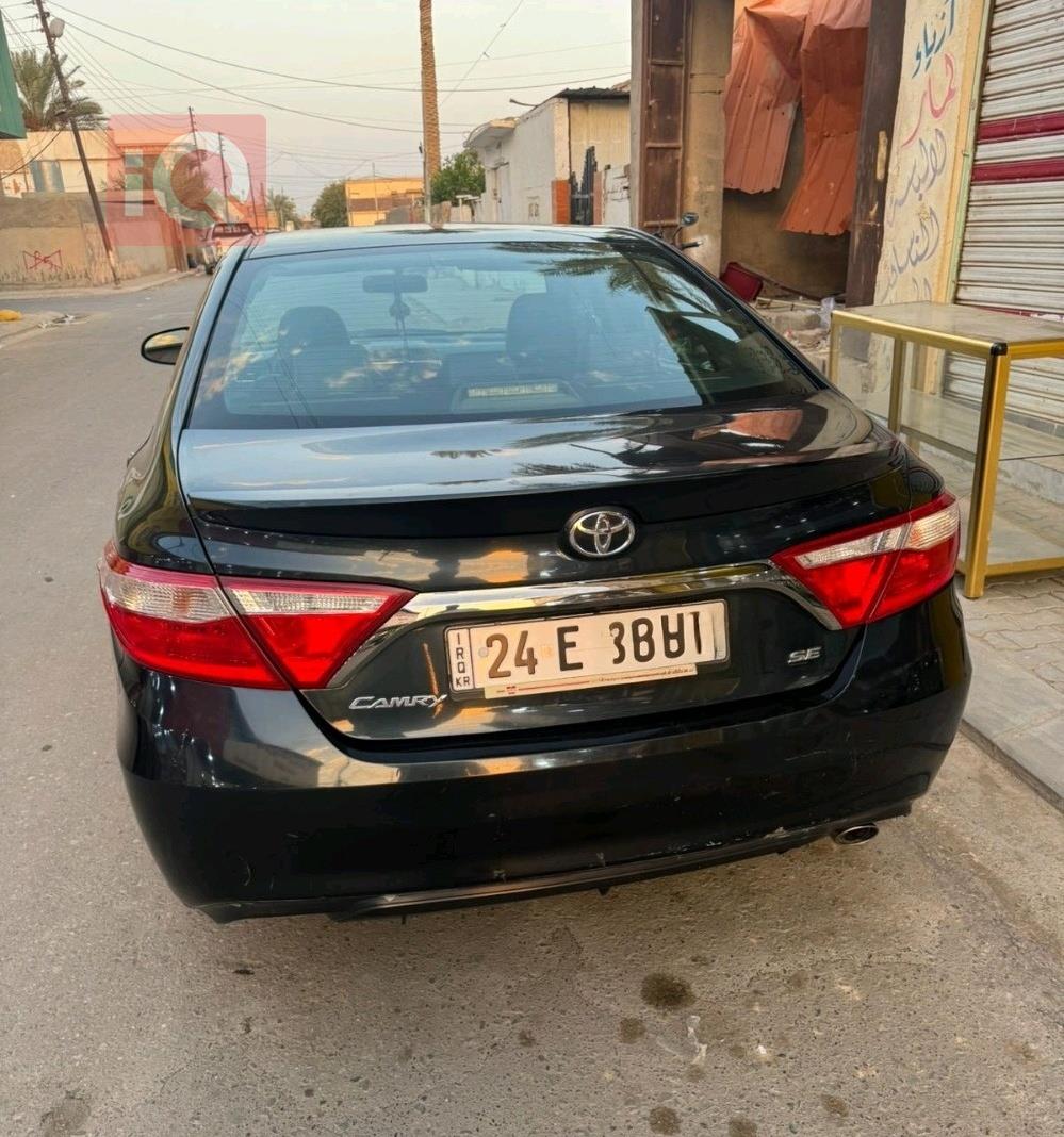 تۆیۆتا کامری